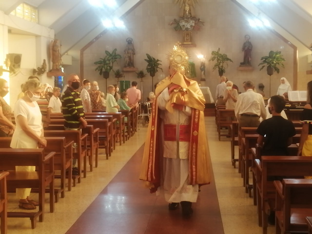 Santísimo Hogar Santa Cruz
